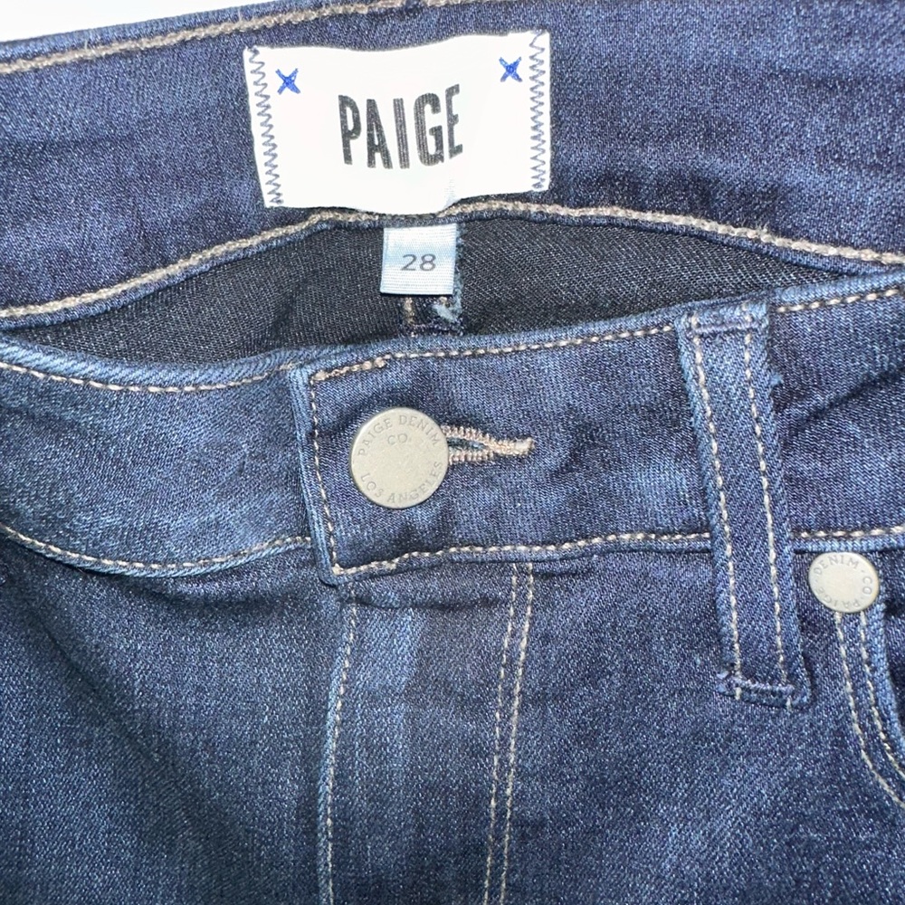 PAIGE JEANS• woman’s size 28, great condition• like new